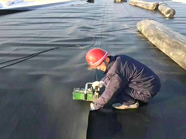 哪幾點(diǎn)會(huì)有害養(yǎng)殖防滲膜的使用性能？