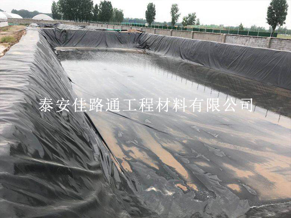 多年養(yǎng)殖防滲膜生產(chǎn)經(jīng)驗，為您總結(jié)厚度影響因素
