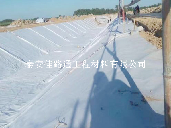 長(zhǎng)絲土工布選購(gòu)技巧：簡(jiǎn)約而不失精妙的指南