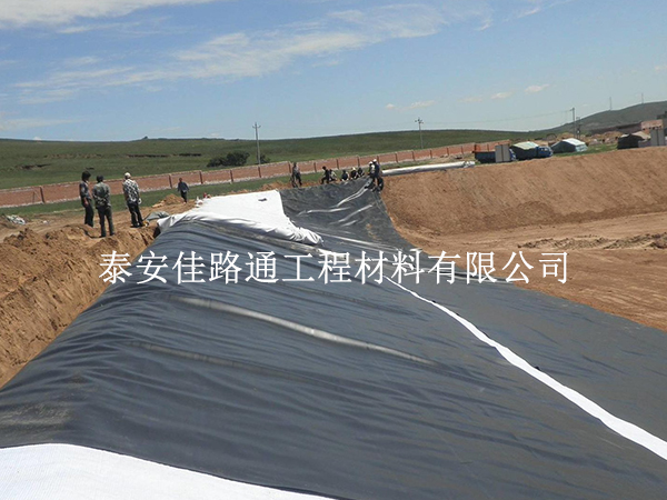 水產(chǎn)養(yǎng)殖防滲膜施工細節(jié)把控要點 水產(chǎn)養(yǎng)殖防滲膜施工細節(jié)把控要點