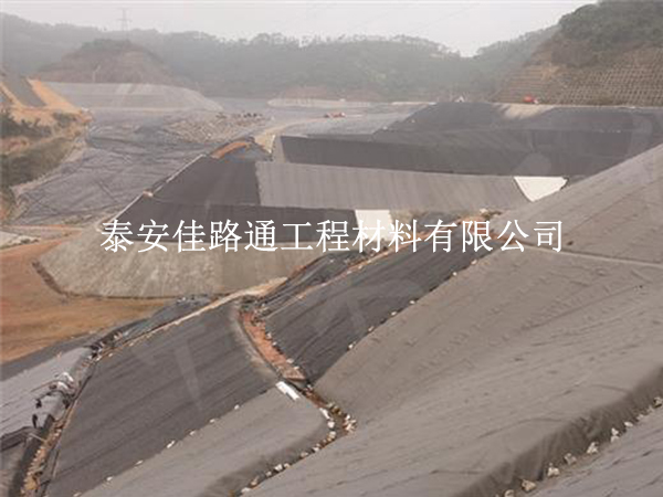 垃圾填埋場(chǎng)防滲膜鋪設(shè)不滲漏！7 個(gè)關(guān)鍵技巧筑牢環(huán)保防線