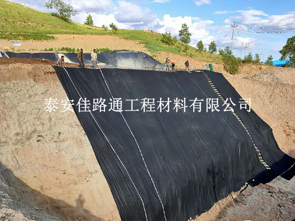 蓄水池防滲膜冬季施工易出問題？這些經驗技巧能避坑